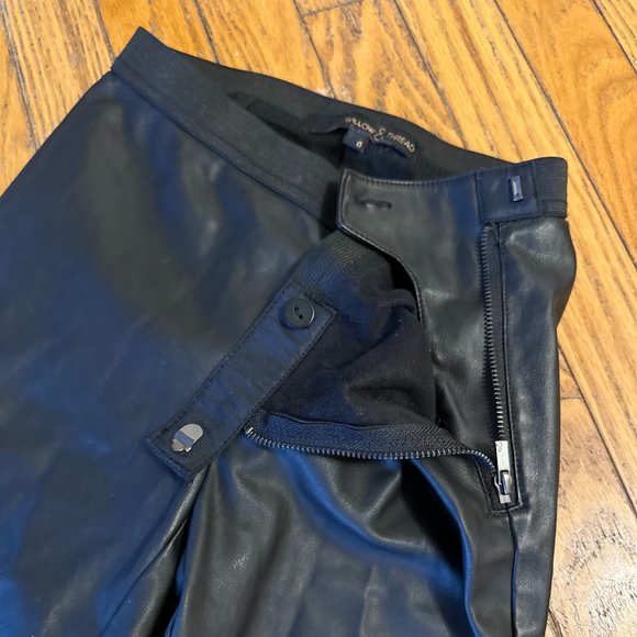 Reitmans (Willow & Thread) Faux Leather Pants - Picture 7 of 9